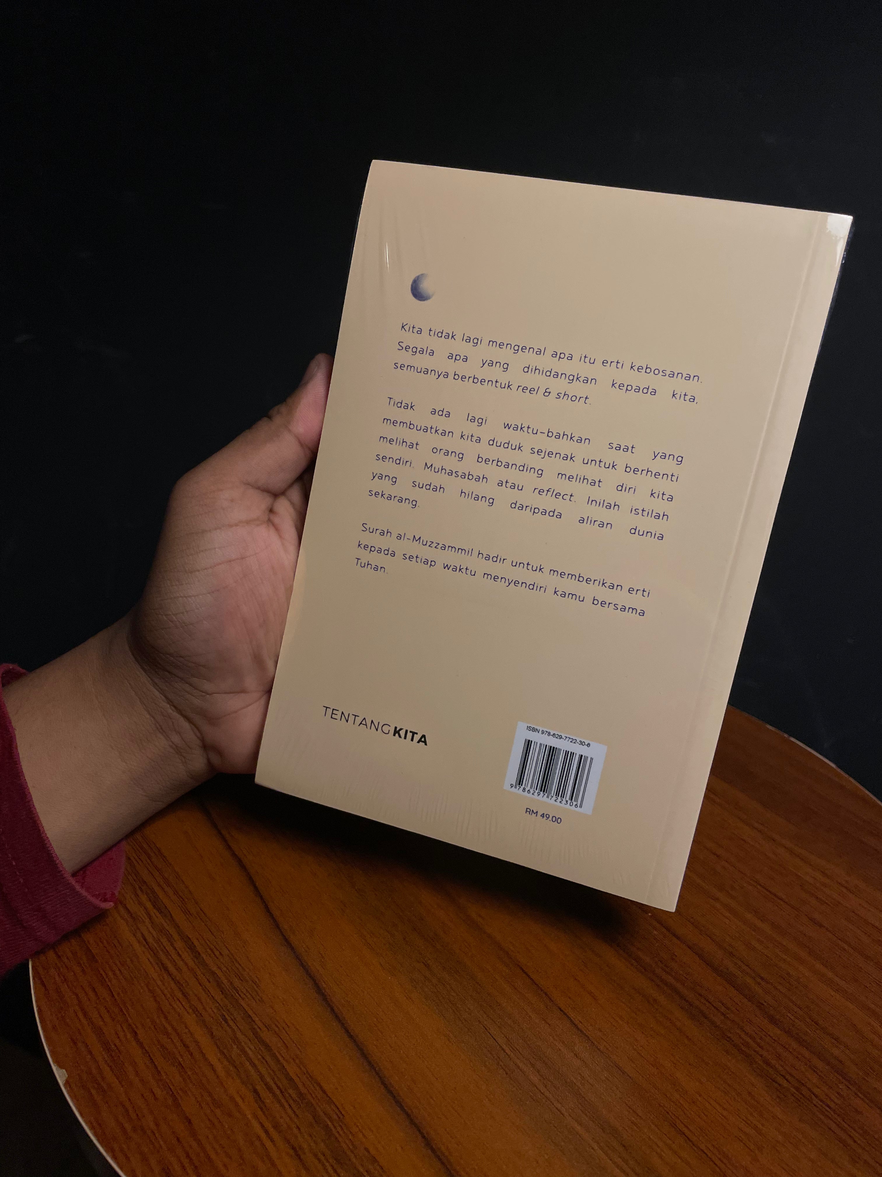 Bangunlah Ketika Dunia Sedang Tidur